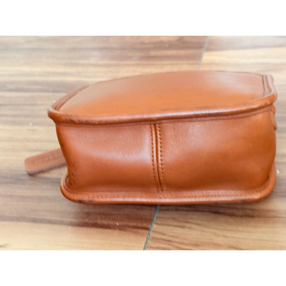 Vintage Coach Leather Mini Willis Winnie No.B7C-9023 British Tan Dowel Top - Picture 3 of 12